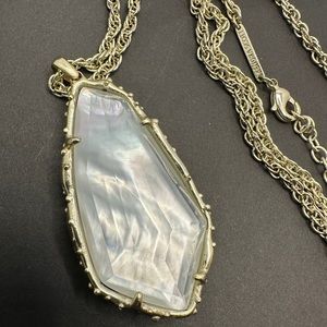 Kendra Scott Gold Ivory MOP Pendant Necklace